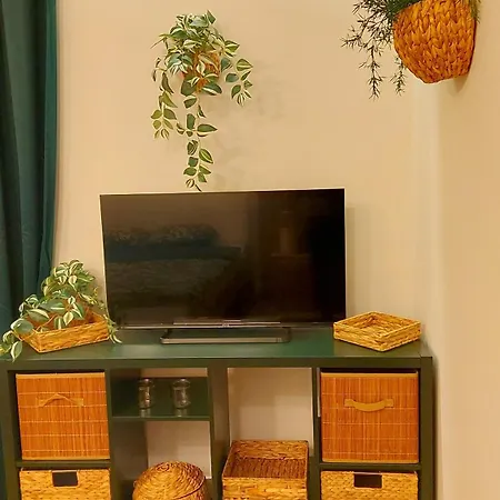 2 Room's Family Zemlinski Apartment *